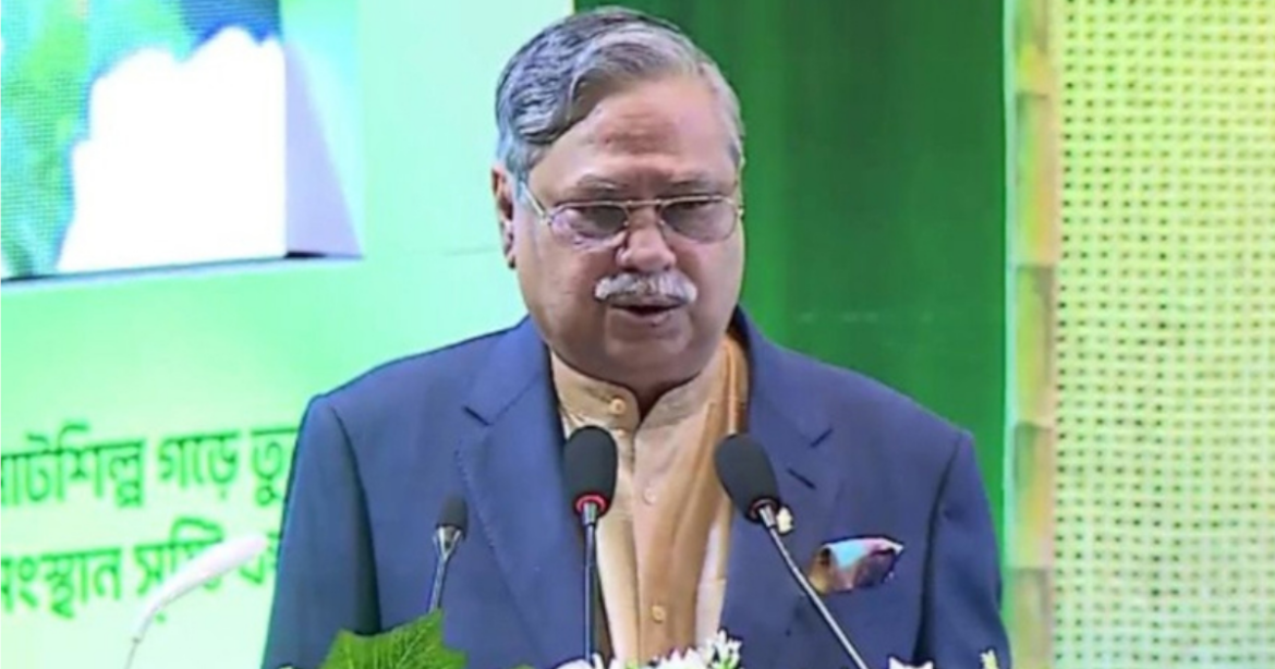 আগামী ১৪ এপ্রিল (মঙ্গলবার) থেকে পর্যায়ক্রমে কৃষক কার্ড বিতরণ করা হবে বলে জানিয়েছেন রাষ্ট্রপতি মো. সাহাবুদ্দিন।