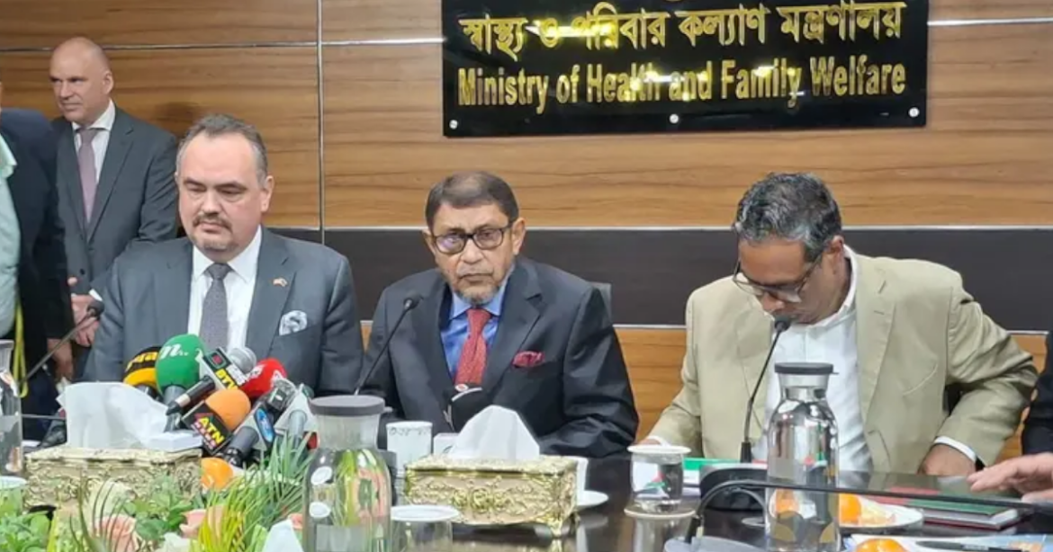 ২০১৮ সালের পর দেশে হামের টিকা দেয়া হয়নি। গত ৮ বছর দেশে বড় কোনো ক্যাম্পেইনও হয়নি বলে জানিয়েছেন স্বাস্থ্যমন্ত্রী সরদার মো. সাখাওয়াত হোসেন।