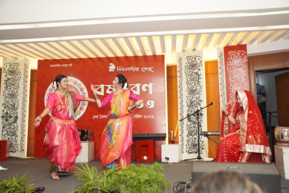 ঐতিহ্য আর শেকড়ের টানে বর্ণিল আয়োজনের মধ্য দিয়ে রাজধানীর বাংলামোটরে বিশ্বসাহিত্য কেন্দ্রে উদযাপিত হয়েছে বাংলা নববর্ষ ১৪৩৩।