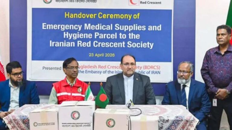প্রধানমন্ত্রীর নির্দেশনায় ঢাকা থেকে জরুরি সহায়তা যাচ্ছে ইরানে
