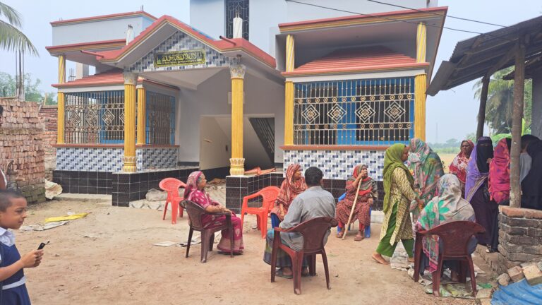উদ্বোধনের আড়াই বছরেও চালু হয়নি মহেশপুরের ২০ শয্যার হাসপাতাল