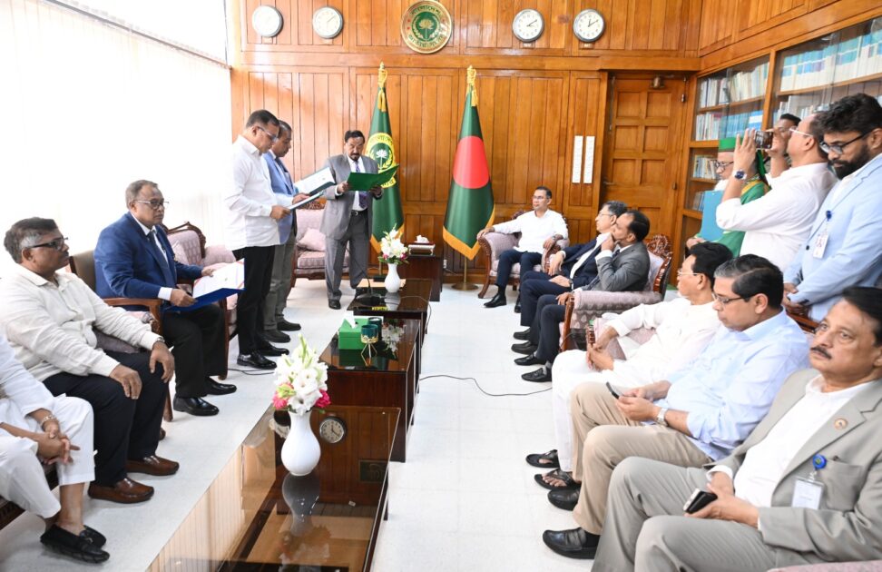 জাতীয় সংসদের নবনির্বাচিত দুই সংসদ সদস্য শপথ গ্রহণ করেছেন।