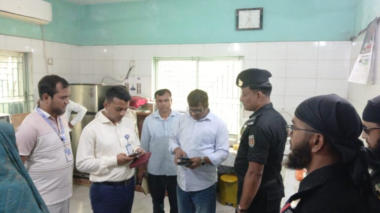 চুয়াডাঙ্গায় অপারেশন জটিলতায় দুই গৃহবধূর মৃত্যু, ফাতেমা ক্লিনিক সাময়িক বন্ধ