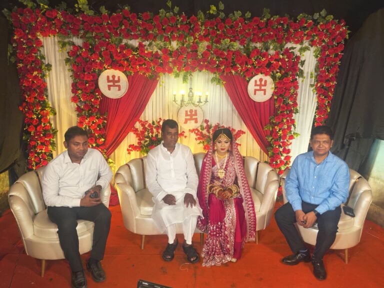 হরিজন কন্যার বিয়েতে গিয়ে প্রশংসায় ভাসছেন গাজীপুরের ডিসি