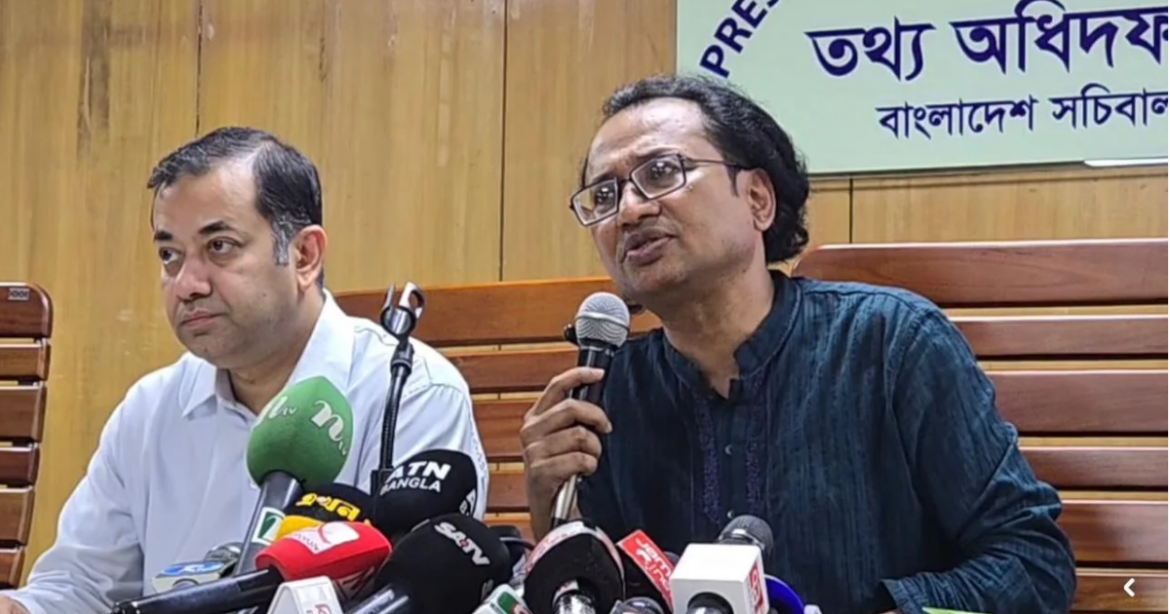 আসন্ন ঈদুল আজহা'র আগেই এসি বাসের ভাড়া নির্ধারণ করা হবে বলে জানিয়েছে ডা. জাহেদ উর রহমান।