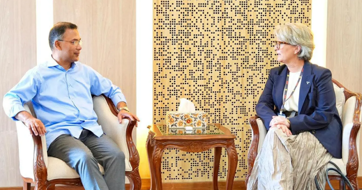 প্রধানমন্ত্রী তারেক রহমানের সঙ্গে সাক্ষাৎ করেছেন টেলিনর গ্রুপ প্রেসিডেন্ট ও প্রধান নির্বাহী কর্মকর্তা (সিইও) বেনেডিক্টে শিলব্রেড ফাসমার।