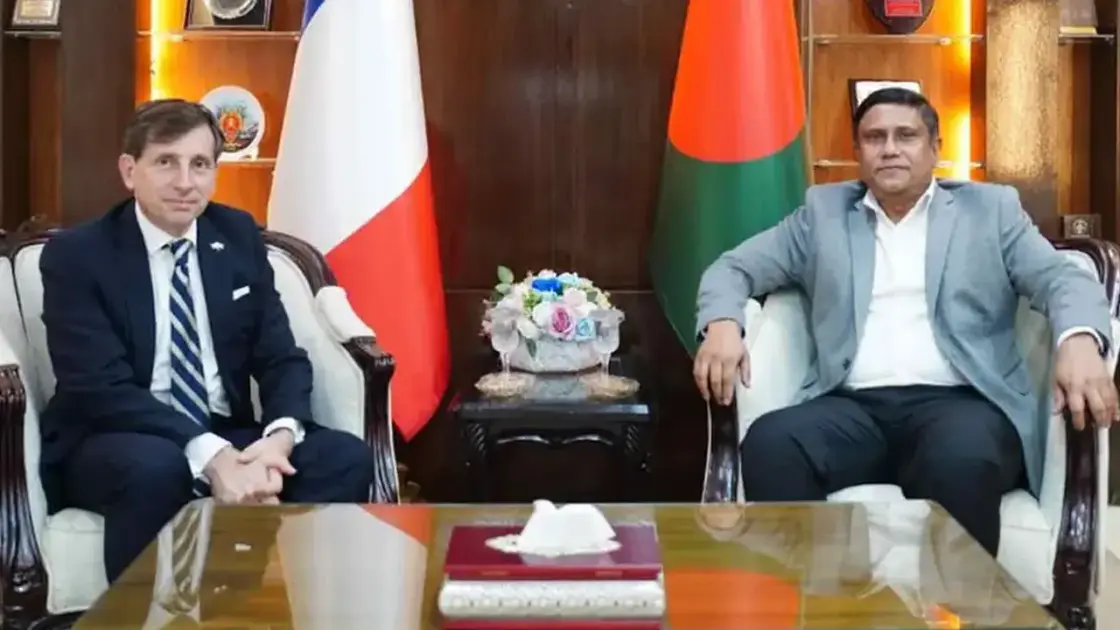 প্রধানমন্ত্রীর প্রতিরক্ষা উপদেষ্টার সঙ্গে ফ্রান্স রাষ্ট্রদূতের সাক্ষাৎ