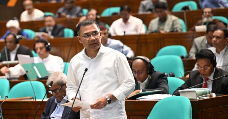 আ. লীগ আমলে পাচার ২৩৪ বিলিয়ন ডলার, ফেরাতে ১১ মামলা, সংসদে প্রধানমন্ত্রী