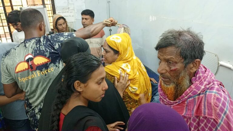 ঝিনাইদহে বাকিতে চা না দেয়ায় সংঘর্ষে জড়াল দুই পক্ষ