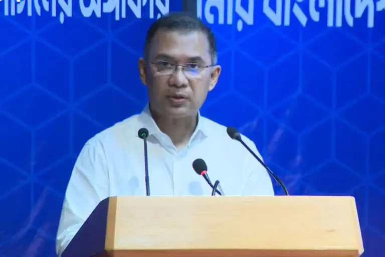 মেধানির্ভর জনপ্রশাসন গড়ে তুলতে সরকার বদ্ধপরিকর: প্রধানমন্ত্রী