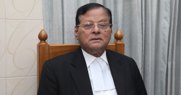 সাবেক আইনমন্ত্রী ব্যারিস্টার শফিক আহমেদ মারা গেছেন
