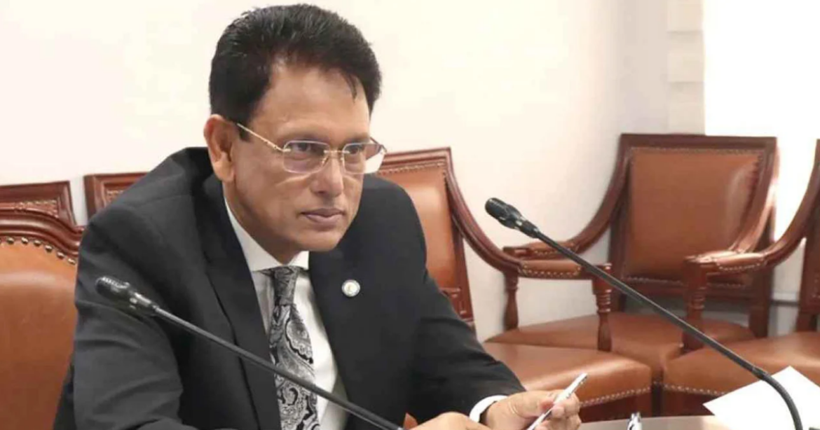 শিক্ষামন্ত্রী ড. আ ন ম এহছানুল হক মিলন বলেছেন, অনলাইন ক্লাস, আমিও চাই না কিন্তু পৃথিবী চায়।