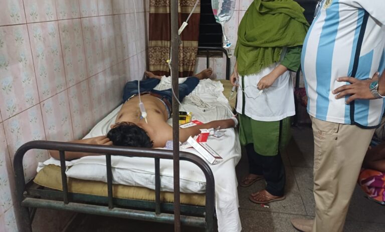নাটোরে র‍্যাবের ওপর হামলা, আহত ৫ সদস্য