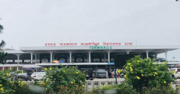 সরকার আজ থেকে হযরত শাহজালাল আন্তর্জাতিক বিমানবন্দরে বিনামূল্যে ব্রডব্যান্ড ইন্টারনেট সেবা চালু করে দিচ্ছে বলে জানিয়েছেন ডাক, টেলিযোগাযোগ ও তথ্যপ্রযুক্তি মন্ত্রী ফকির মাহবুব আনাম।