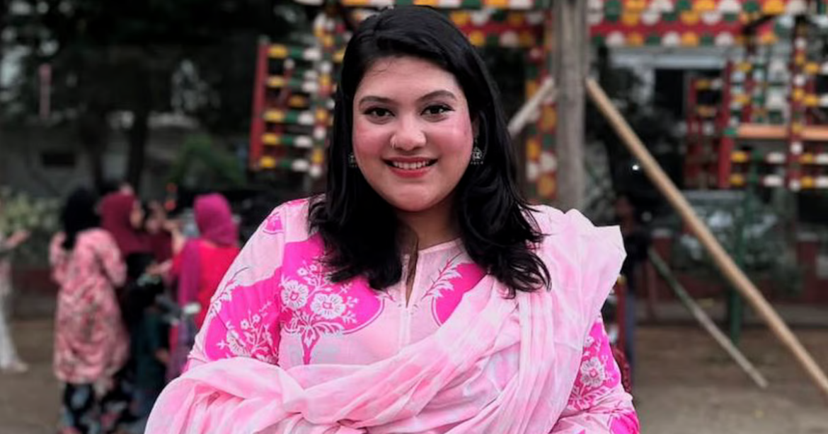 লিভার সংক্রান্ত জটিলতায় অসুস্থ কনটেন্ট ক্রিয়েটর কারিনা কায়সার'কে উন্নত চিকিৎসার জন্য ভারতের চেন্নাই নেয়া হয়েছে।