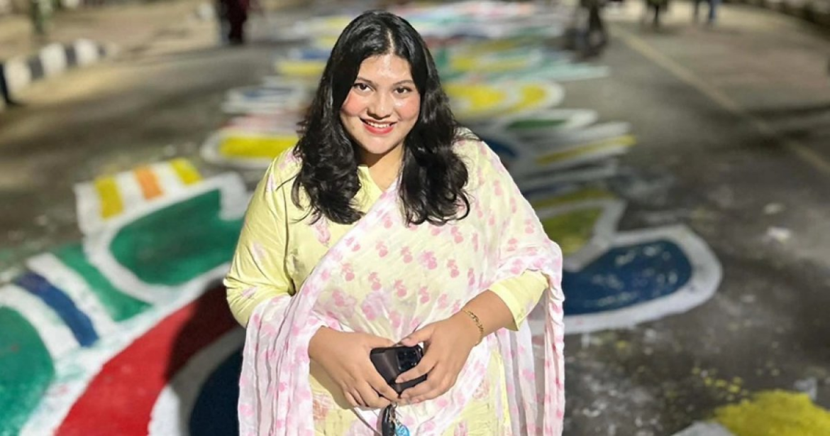 লিভার সংক্রান্ত জটিলতার কারণে রাজধানীর এভারকেয়ার হাসপাতালের লাইফ সাপোর্টে রয়েছেন কনটেন্ট ক্রিয়েটর কারিনা কায়সার।