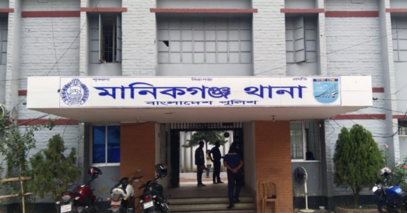 মানিকগঞ্জ জেলার সদর উপজেলায় পূর্ব শত্রুতার জেরে মোঃ সজিব (২৮) নামে এক যুবককে কুপিয়ে হত্যার ঘটনা ঘটেছে।