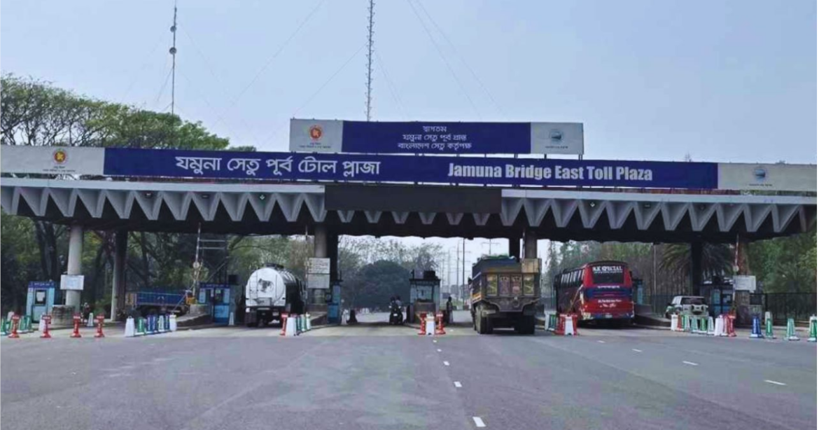 গত ২৪ ঘণ্টায় যমুনা সেতু দিয়ে ৩২ হাজার ৬৫৯ টি যানবাহন চলাচল করেছে। এতে টোল আদায় হয়েছে ২ কোটি ৯৬ লাখ ৬৯ হাজার ৯০০ টাকা।