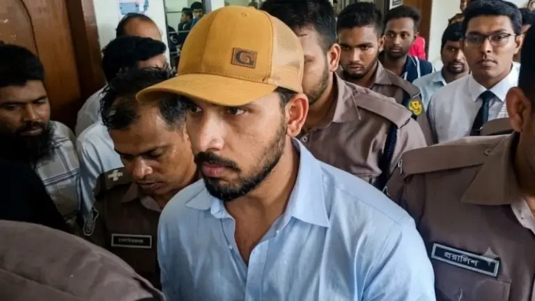 স্ত্রীর আত্মহত্যার মামলায় কারাগারে অভিনেতা আলভী