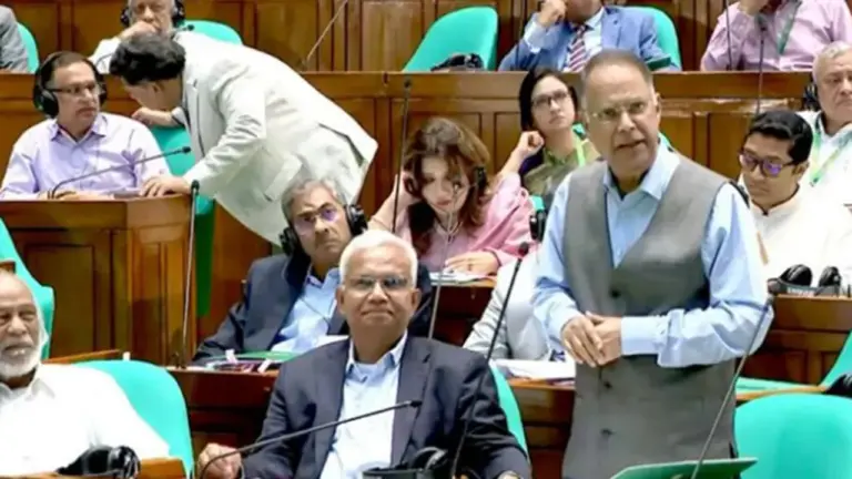 দুই বিদ্যুৎকেন্দ্র চালু হওয়ায় লোডশেডিং কমেছে: বিদ্যুৎমন্ত্রী