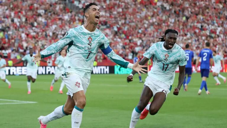 শেষ ষোলোর লড়াইয়ে পর্তুগালের সামনে কঠিন প্রতিপক্ষ
