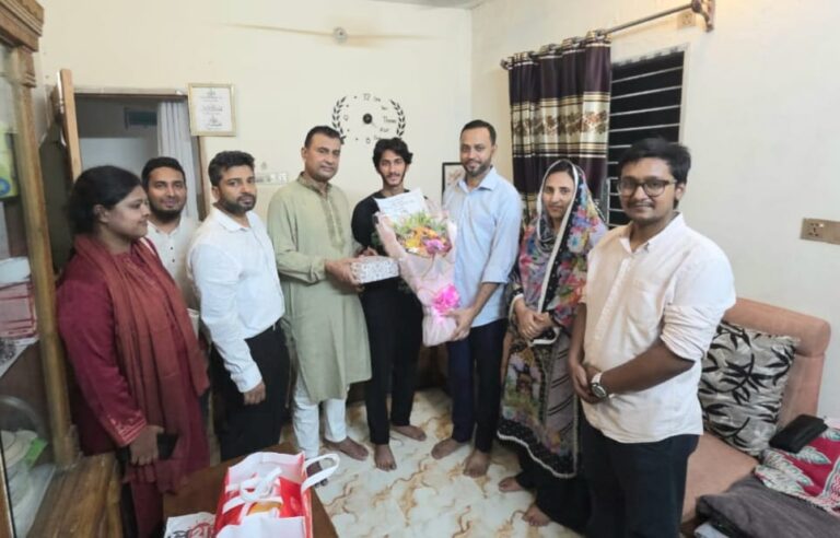 গুমের শিকার সোহেলের ছেলে এসএসসিতে উত্তীর্ণ,  প্রধানমন্ত্রীর ফুলেল শুভেচ্ছা