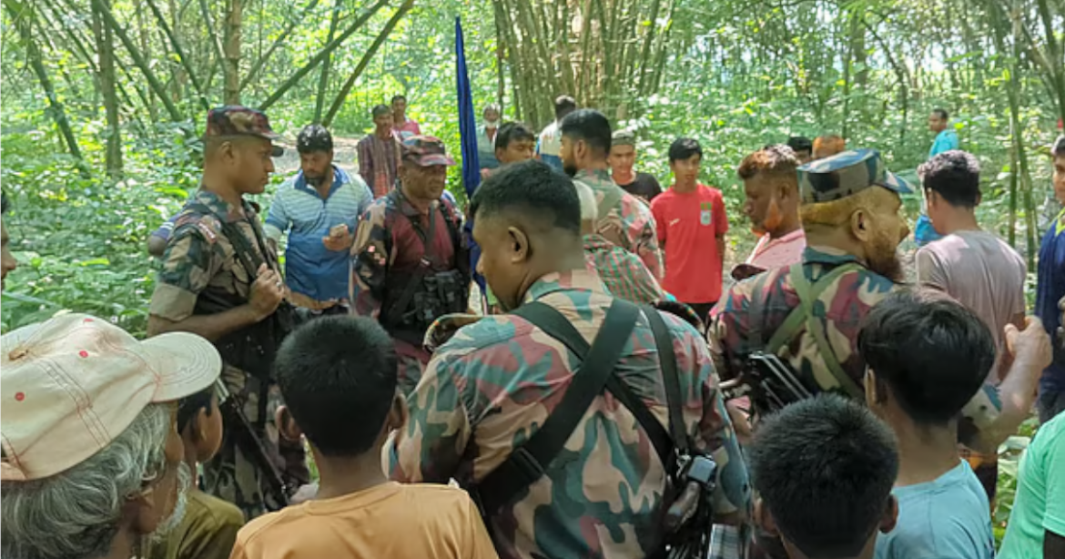 ইছাখালী সীমান্ত এলাকা থেকে আবদুল মান্নান (৭০) নামের এক বাংলাদেশি কৃষককে ধরে নিয়ে গেছে ভারতীয় সীমান্তরক্ষী বাহিনী (বিএসএফ)।
