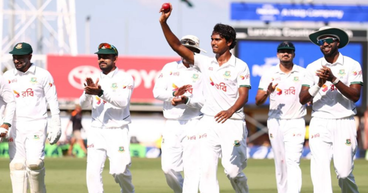প্রস্তুতি ম্যাচে মাত্র ৫৪ রানেই ক্রিকেট অস্ট্রেলিয়ার বিপক্ষে অলআউট হয়েছিল বাংলাদেশ। কিন্তু ডারউইনের মূল টেস্টে বদলে গেল দৃশ্যপট।