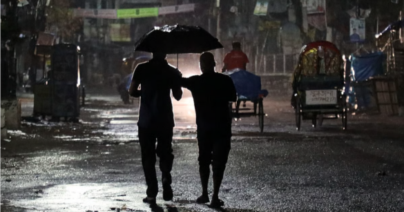 ঢাকা ও আশপাশ এলাকায় মেঘলা আকাশের সঙ্গে হালকা বৃষ্টি হতে পারে বলে জানিয়েছে আবহাওয়া অধিদফতর।