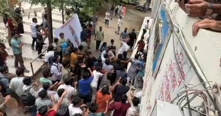 জগন্নাথ বিশ্ববিদ্যালয়ে ছাত্রশিবির-ছাত্রশক্তির সঙ্গে ছাত্রদলের সংঘর্ষ