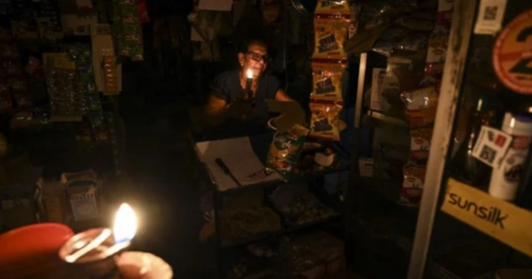 সন্ধ্যার পিক সময়ে আজ (২৯ আগস্ট) সারাদেশে সর্বোচ্চ ২ হাজার ৭০৩ মেগাওয়াট লোডশেডিংয়ের পূর্বাভাস দেওয়া হয়েছে।