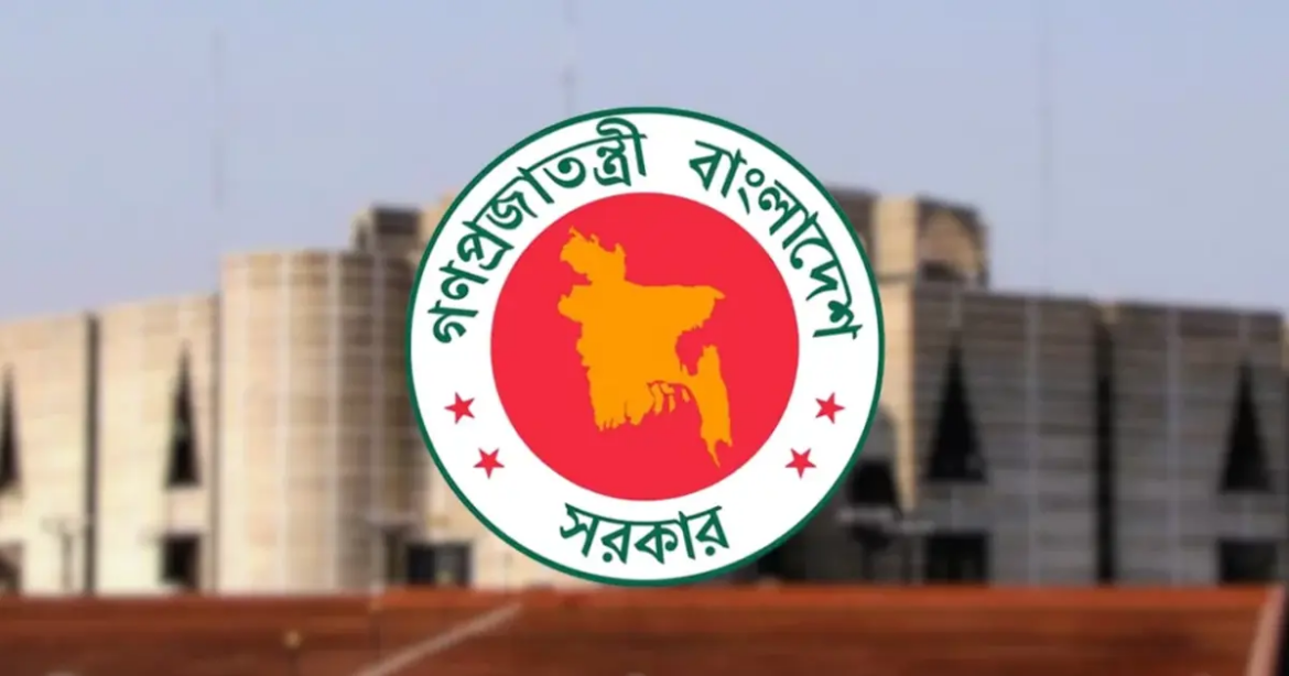 বিএনপি নেতৃত্বাধীন সরকার গঠনের ৬ মাসের মধ্যেই প্রধানমন্ত্রী তারেক রহমানের মন্ত্রিসভায় বড় ধরনের রদবদল আনা হয়েছে।