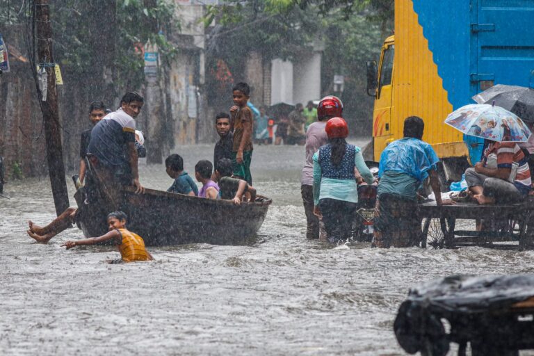 বৃষ্টির জমা পানিতে হেঁটেছেন? বাসায় ফিরেই যা করবেন