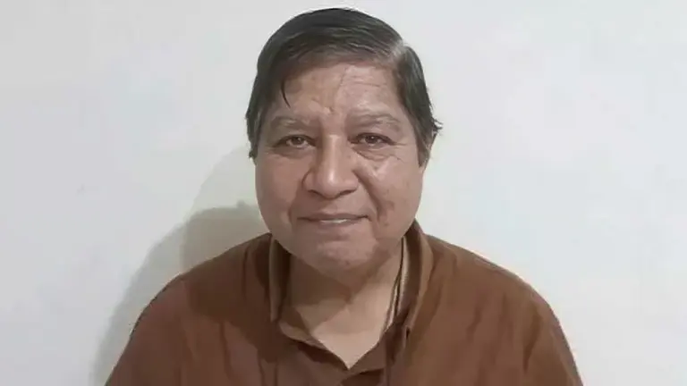 খালেদা জিয়ার বাসার সামনে বালুর ট্রাক: সাবেক যুগ্মসচিব রিমান্ডে