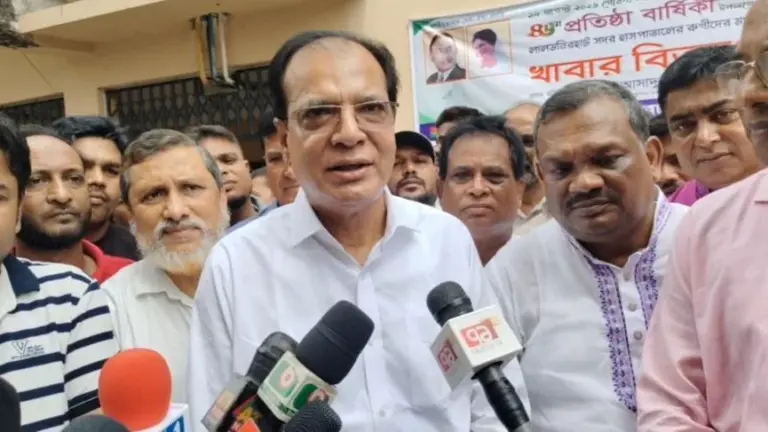 দেশে সারের কোনো ঘাটতি নেই: ত্রাণমন্ত্রী