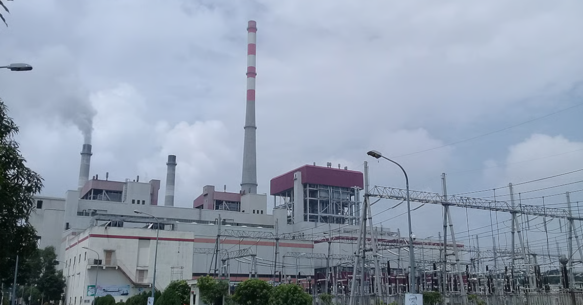এক দিন বন্ধ থাকার পর দিনাজপুর জেলার বড়পুকুরিয়া তাপবিদ্যুৎ কেন্দ্রের ১ নম্বর ইউনিটে আবারও বিদ্যুৎ উৎপাদন শুরু হয়েছে।