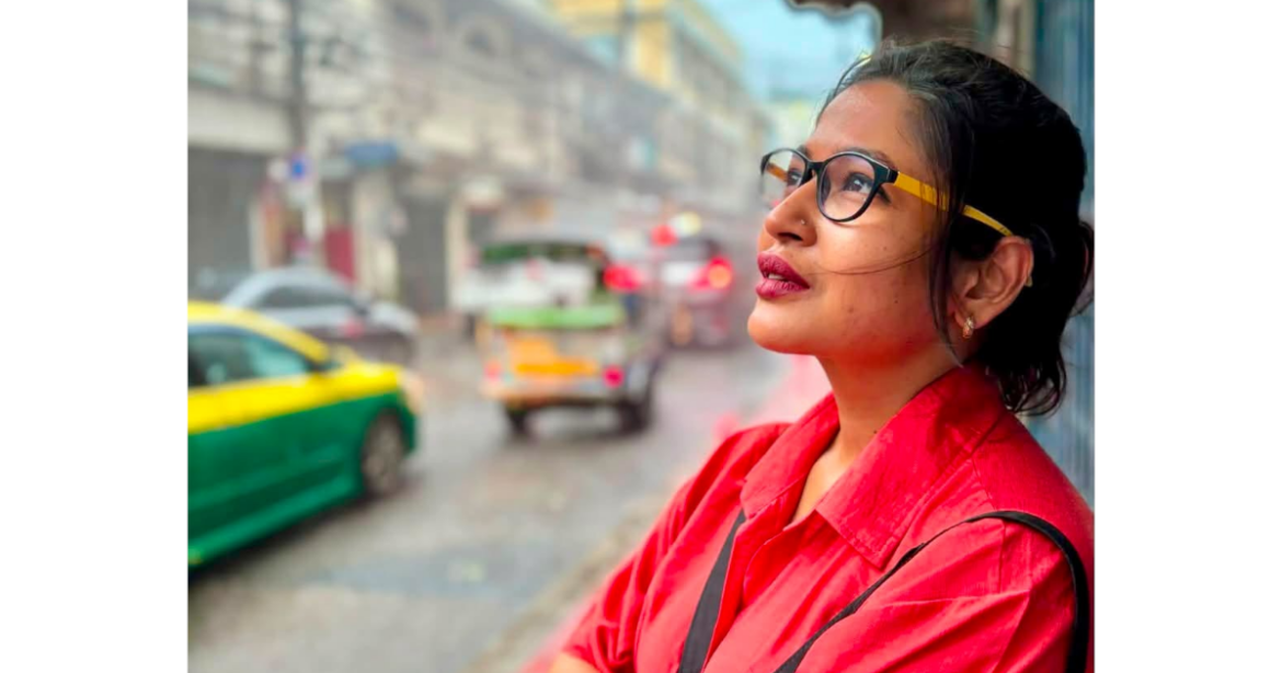 ইতালি'র মেস্ট্রে শহরে হামলা ও হেনস্থার শিকার হওয়ার পর দেশ-বিদেশের মানুষের ভালোবাসা ও সমর্থন পেয়েছেন অভিনেত্রী আজমেরী হক বাঁধন।