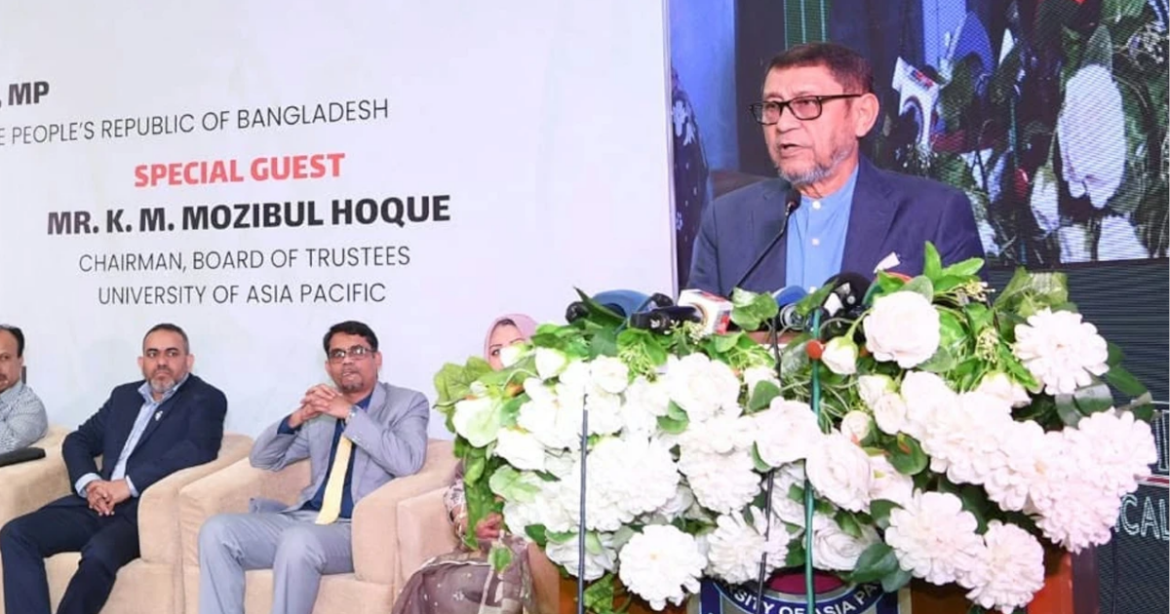 উন্নত স্বাস্থ্যসেবা নিশ্চিত করতে চিকিৎসক-ফার্মাসিস্টদের সমন্বিতভাবে কাজ করতে হবে বলে মন্তব্য করেছেন স্বাস্থ্যমন্ত্রী সাখাওয়াত হোসেন।