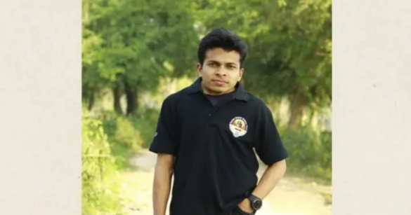 সরকারি প্রাথমিক বিদ্যালয়ের সহকারী শিক্ষক পদে চূড়ান্তভাবে নির্বাচিত হয়েছিলেন পিরোজপুর জেলার মো. জাহিদ হাসান।