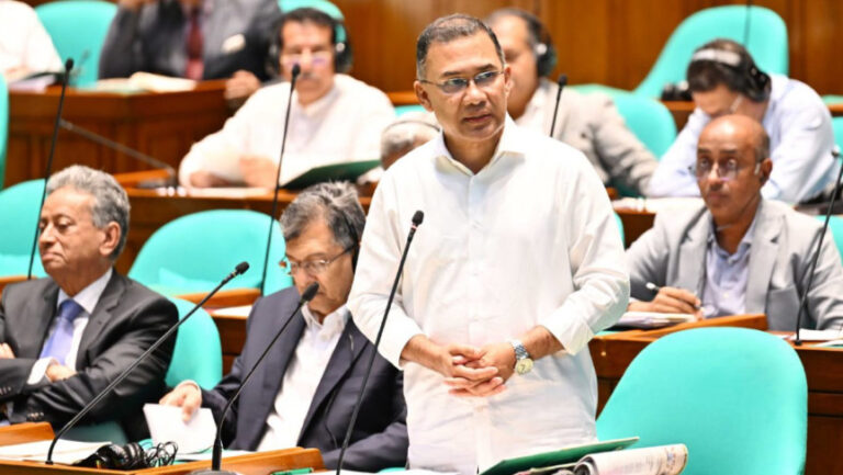 ছাদভিত্তিক সৌরবিদ্যুৎ প্রতি ইউনিট ১০ টাকা ১৫ পয়সায় কিনবে সরকার : প্রধানমন্ত্রী