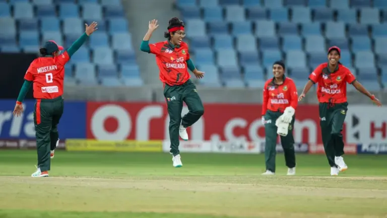 আইসিসির শাস্তির কবলে বাংলাদেশ নারী ক্রিকেট দল