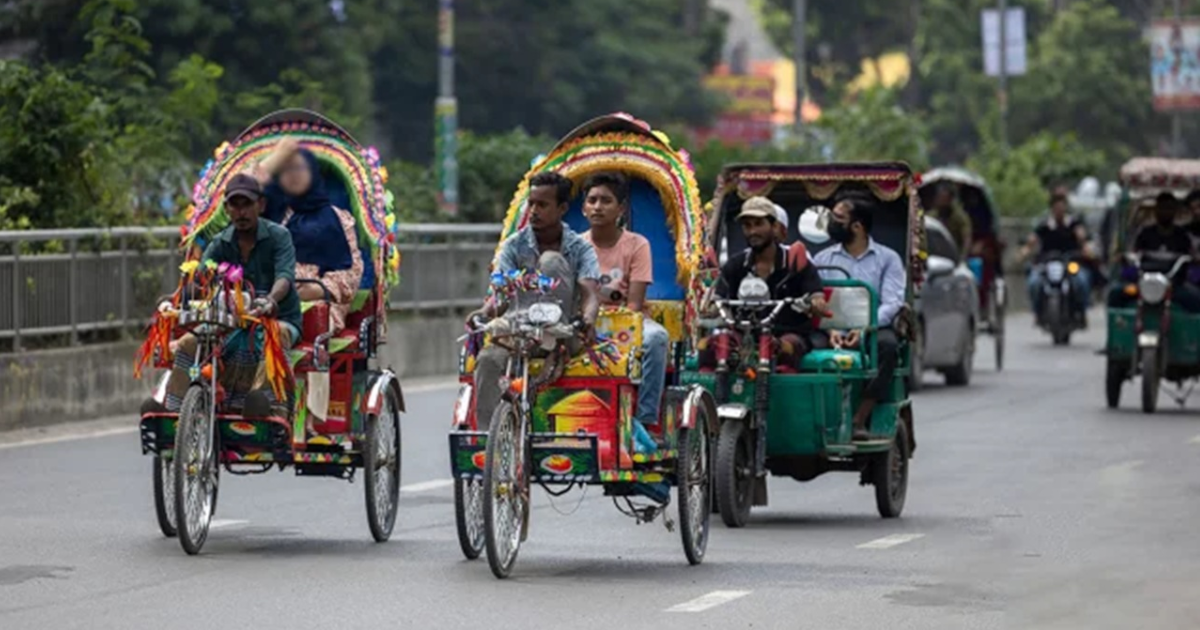 ঢাকা শহরে চলতে পারবে না লাইসেন্সবিহীন ব্যাটারিচালিত রিকশা
