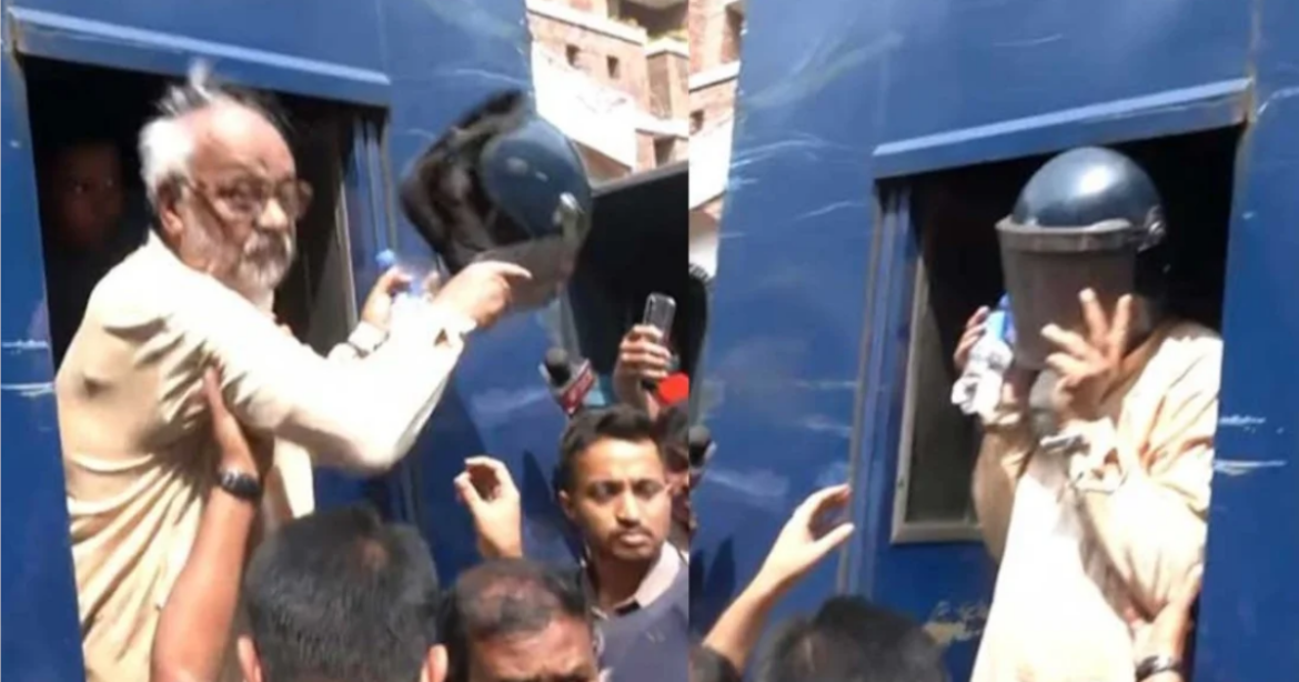 ‘আমি আওয়ামী লীগ না’ বলে হেলমেট ছুঁড়ে ফেললেন সাবেক সংসদ সদস্য (এমপি) ও জামায়াতে ইসলামী নেতা মেজর (অব.) আখতারুজ্জামান।