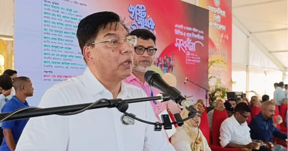 দেশে বিমানবহরে ২০০টির বেশি উড়োজাহাজ দেখতে চান বেসামরিক বিমান পরিবহন ও পর্যটনমন্ত্রী এম রশিদুজ্জামান মিল্লাত।