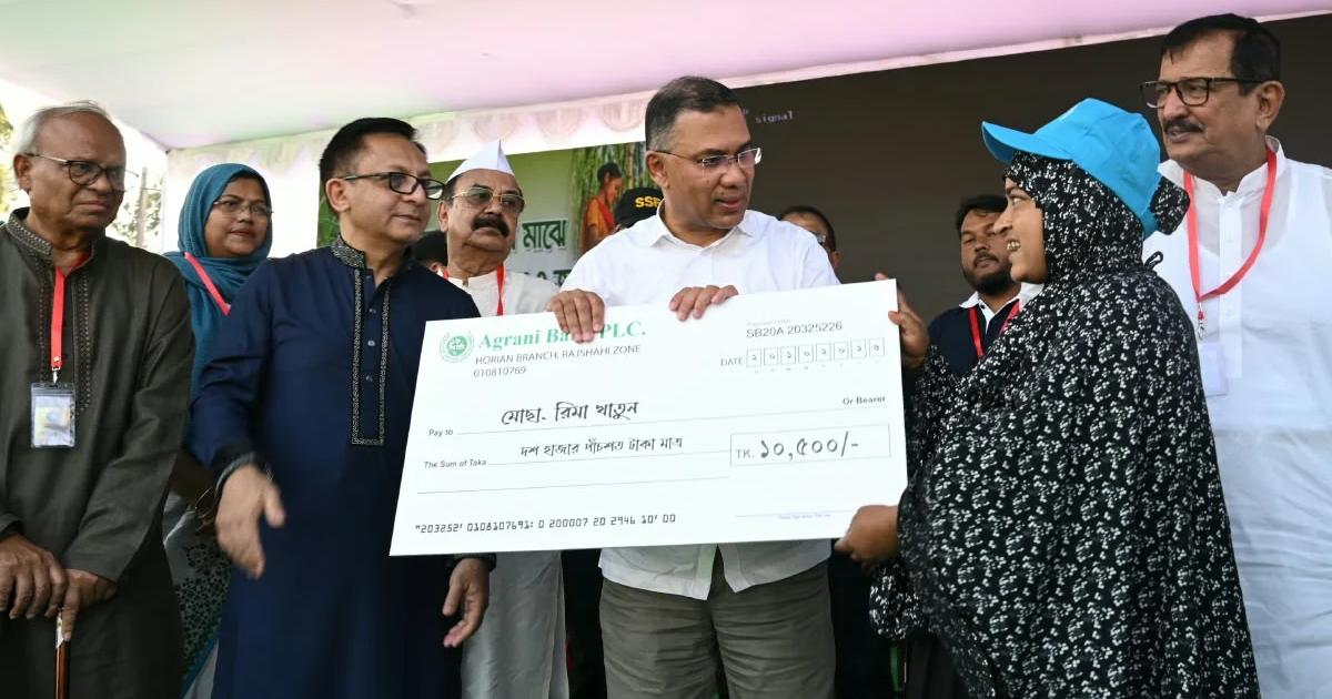 আখচাষিদের ১২ কোটি টাকা প্রণোদনা দিলেন প্রধানমন্ত্রী
