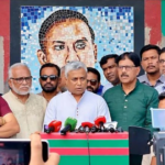 বিদ্যুৎ, জ্বালানি ও খনিজসম্পদ প্রতিমন্ত্রী অনিন্দ্য ইসলাম আমিত বলেছেন, সৌর বিদ্যুৎ স্থাপনের বিষয়ে সাধারণ মানুষের মাঝে ব্যাপক আগ্রহ দেখা যাচ্ছে। আশা করা যাচ্ছে, আগামী গ্রীষ্মের আগেই এ খাত থেকে তিন-চার হাজার মেগাওয়াট বিদ্যুৎ উৎপাদন করা সম্ভব হবে।