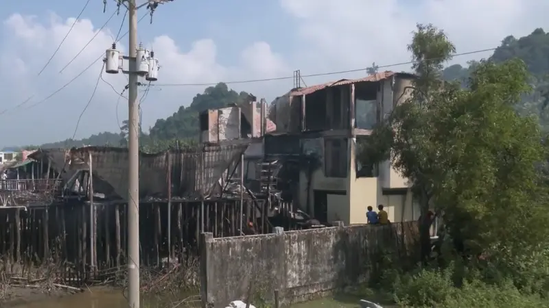 কক্সবাজারে রিসোর্টের আগুনে মৃত্যু বেড়ে ৬