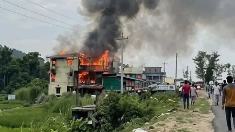 কক্সবাজারে রিসোর্টের আগুনে মৃত্যু বেড়ে ১০